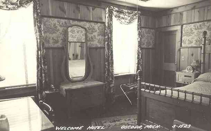 Welcome Hotel - Vintage Postcard (newer photo)